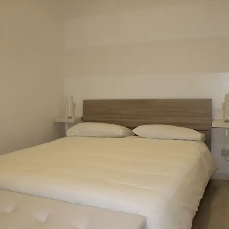 Bed and Breakfast La Maison 3*