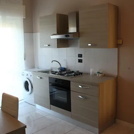 La Maison Bed and Breakfast 3*
